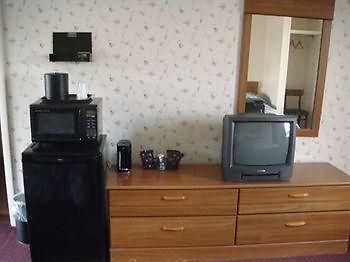 Bedford Inn Liberty Екстериор снимка